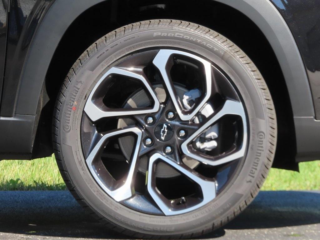 new 2026 Chevrolet Trax car, priced at $27,490