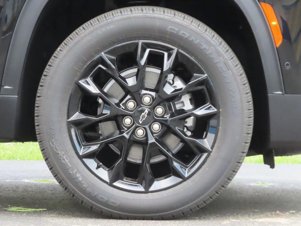 new 2025 Chevrolet Traverse car, priced at $51,915