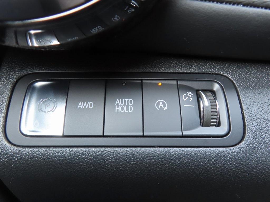 new 2025 Chevrolet Equinox car, priced at $31,675