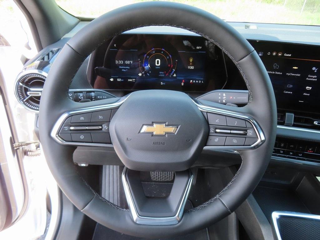 new 2025 Chevrolet Equinox car, priced at $31,675