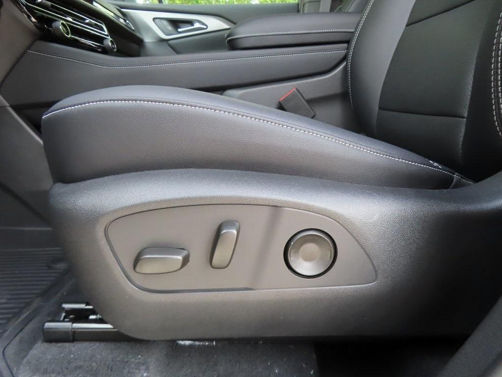 new 2026 Chevrolet Traverse car, priced at $45,951