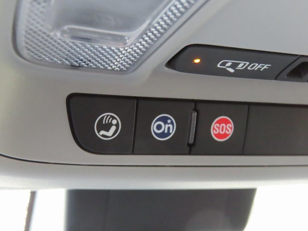 used 2022 Chevrolet Equinox car, priced at $22,998
