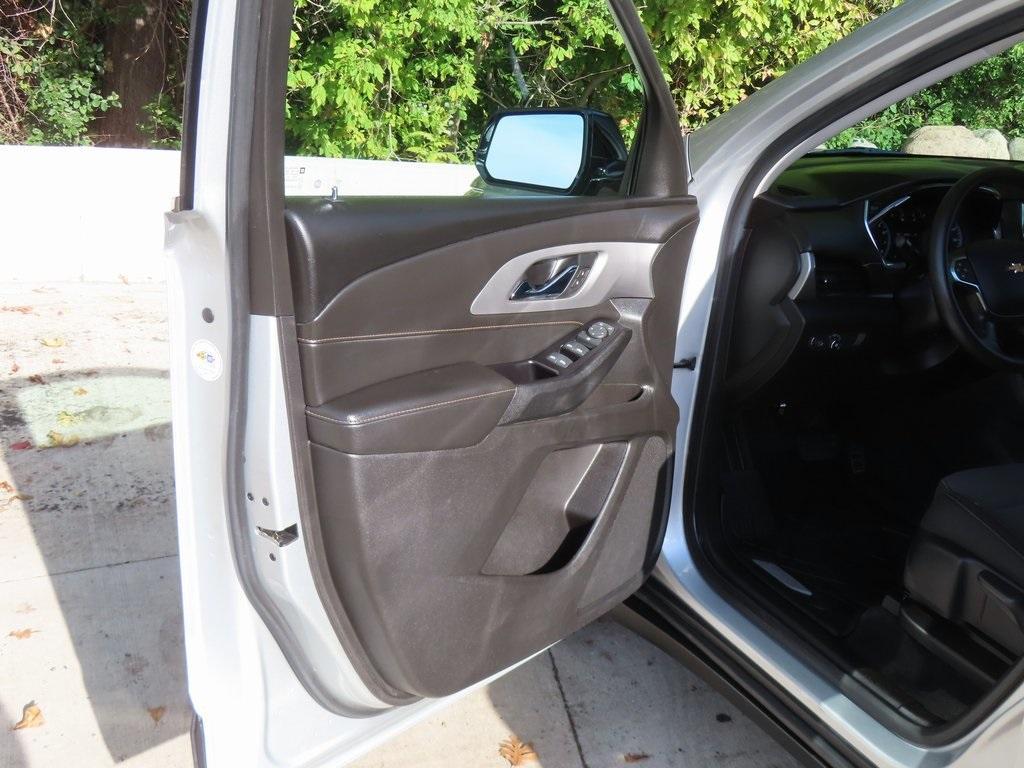 used 2020 Chevrolet Traverse car, priced at $20,200