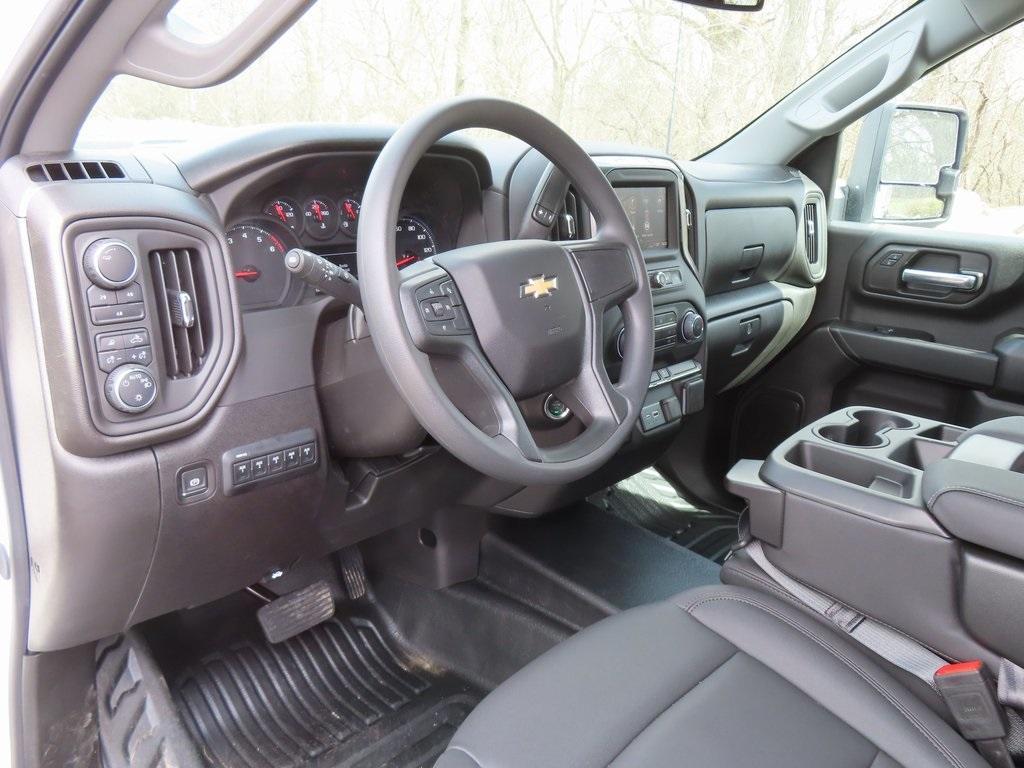 new 2025 Chevrolet Silverado 3500 car, priced at $66,916