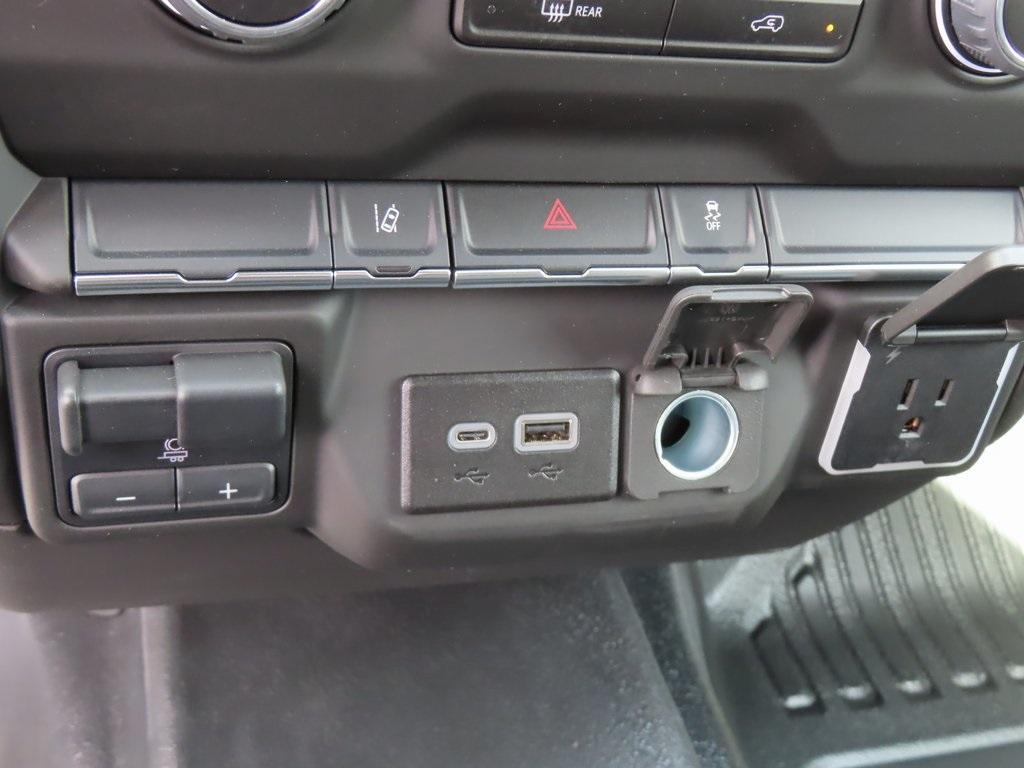 new 2025 Chevrolet Silverado 3500 car, priced at $66,916
