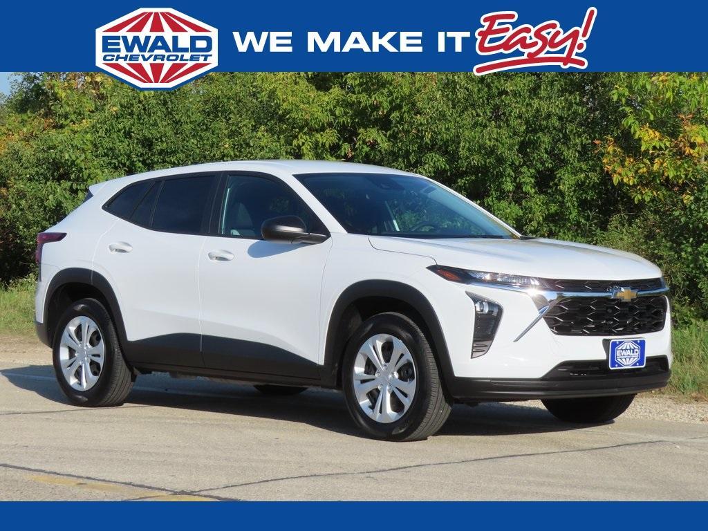 used 2025 Chevrolet Trax car, priced at $21,400