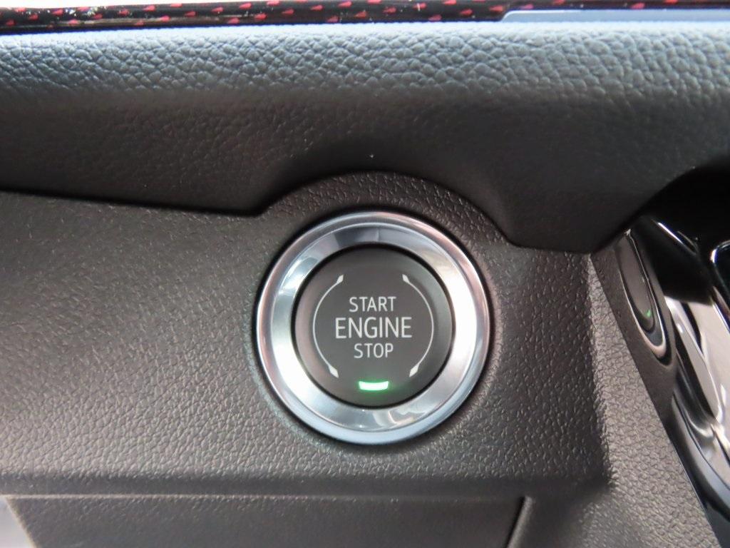 new 2025 Chevrolet Traverse car, priced at $55,705