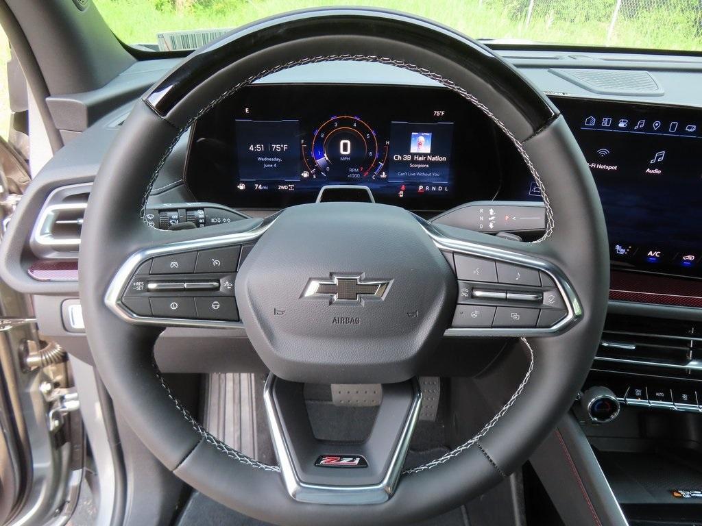 new 2025 Chevrolet Traverse car, priced at $55,705