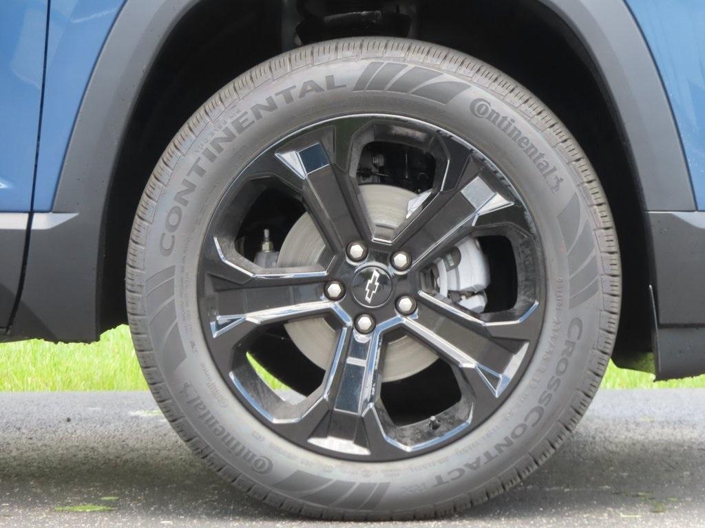 new 2026 Chevrolet Equinox car, priced at $35,090