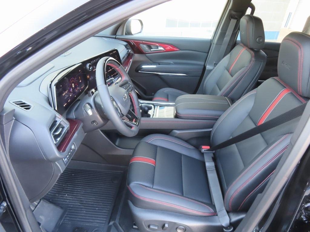 new 2026 Chevrolet Traverse car, priced at $60,608