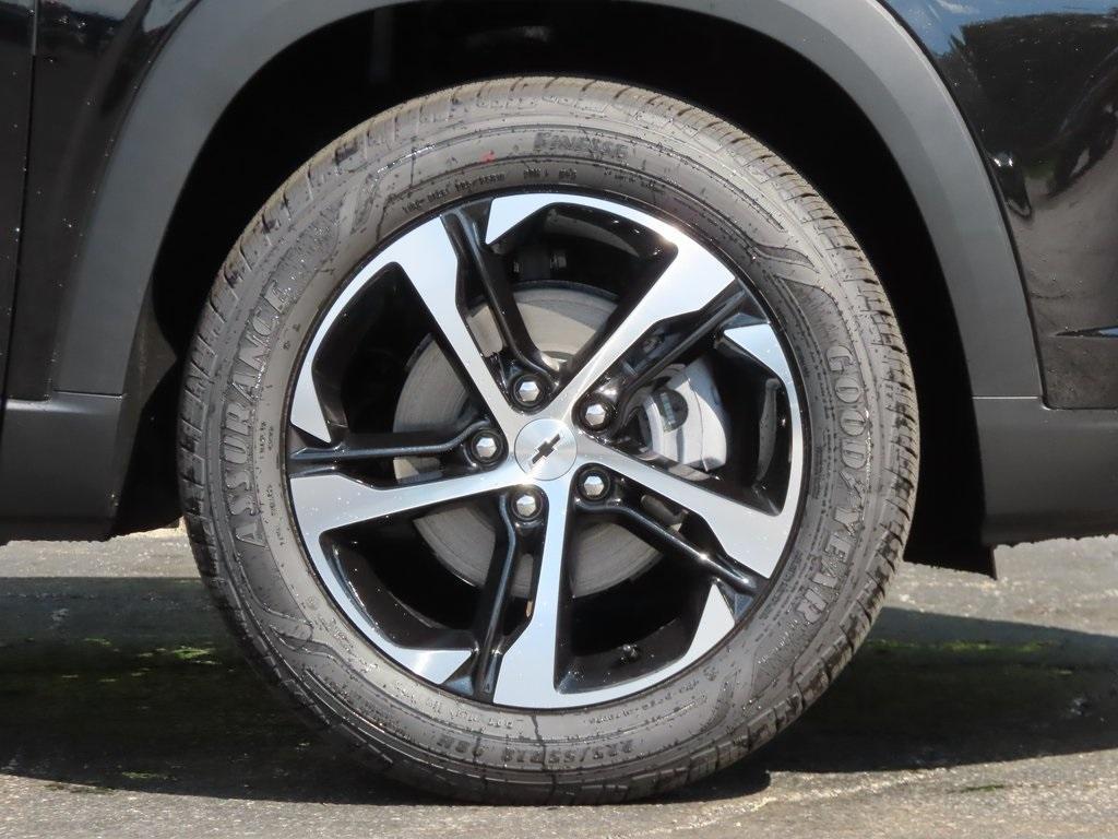 new 2025 Chevrolet Trax car, priced at $21,967