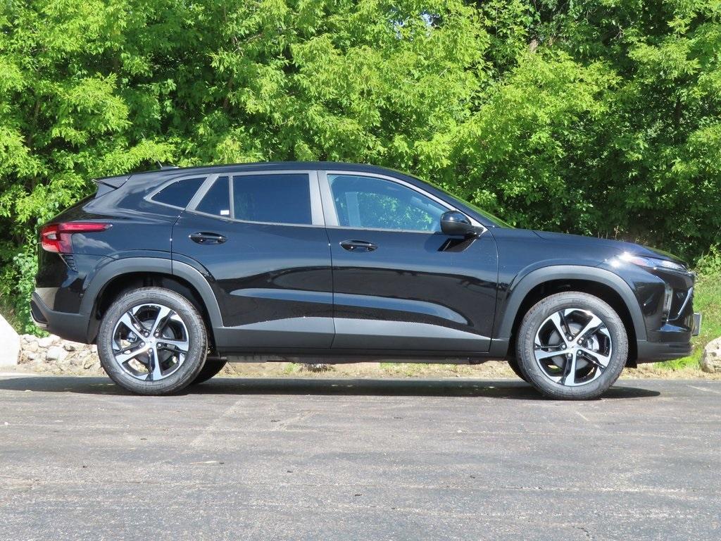 new 2025 Chevrolet Trax car, priced at $21,967