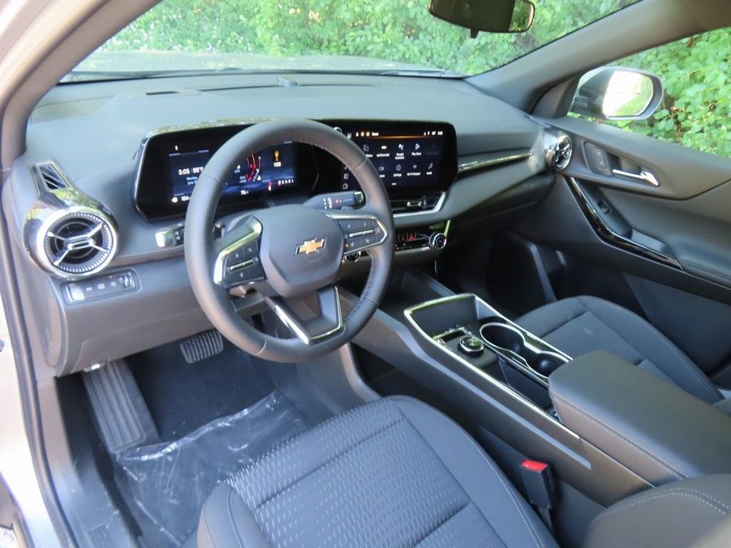 new 2026 Chevrolet Equinox car, priced at $31,997