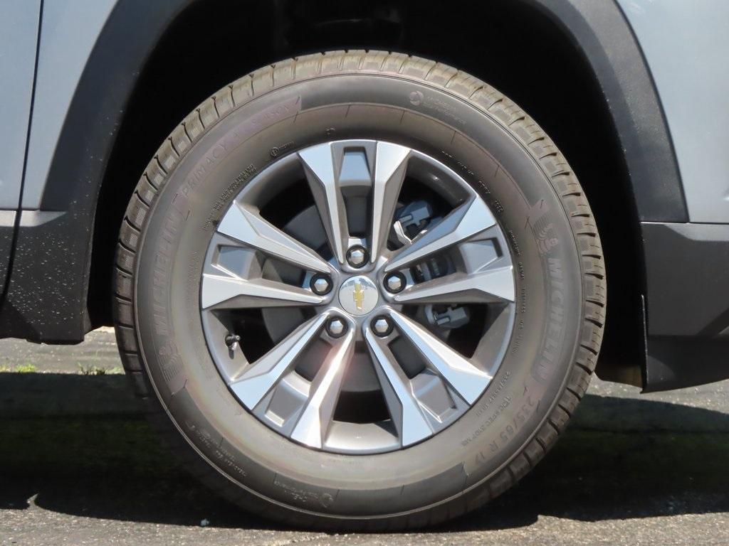 new 2026 Chevrolet Equinox car, priced at $31,997