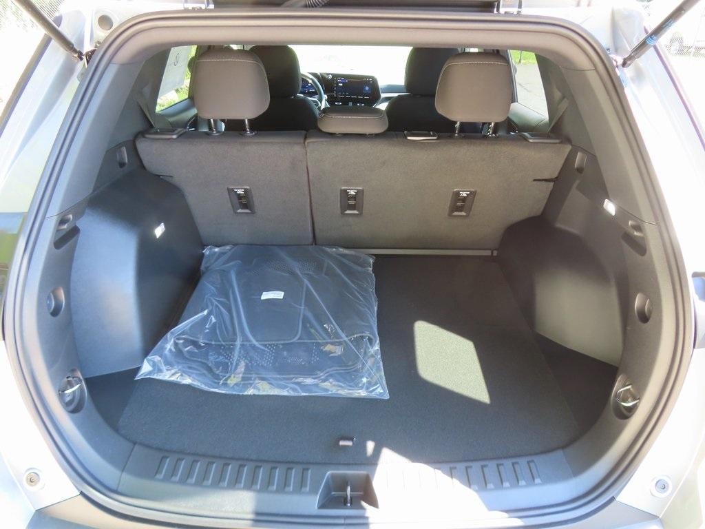 new 2026 Chevrolet Equinox car, priced at $31,997