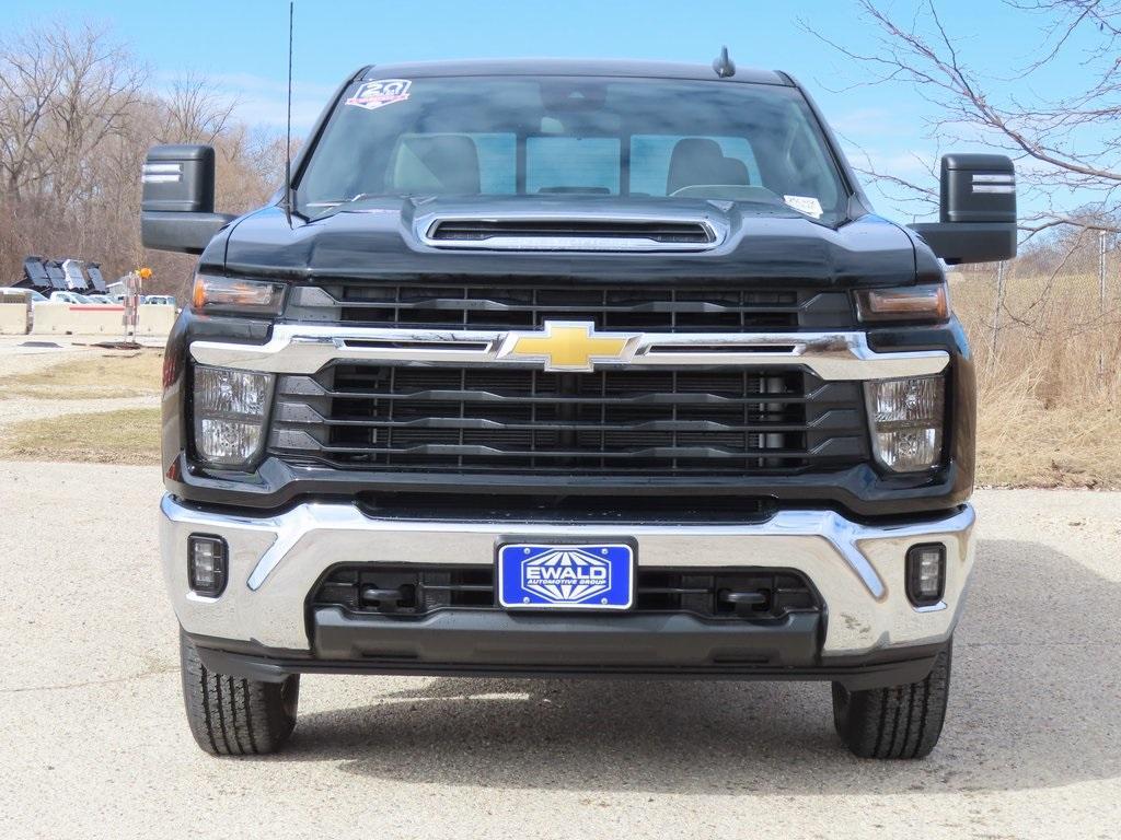 new 2025 Chevrolet Silverado 2500 car, priced at $55,492