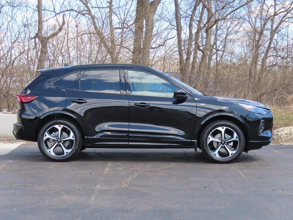 used 2025 Ford Escape car, priced at $37,495
