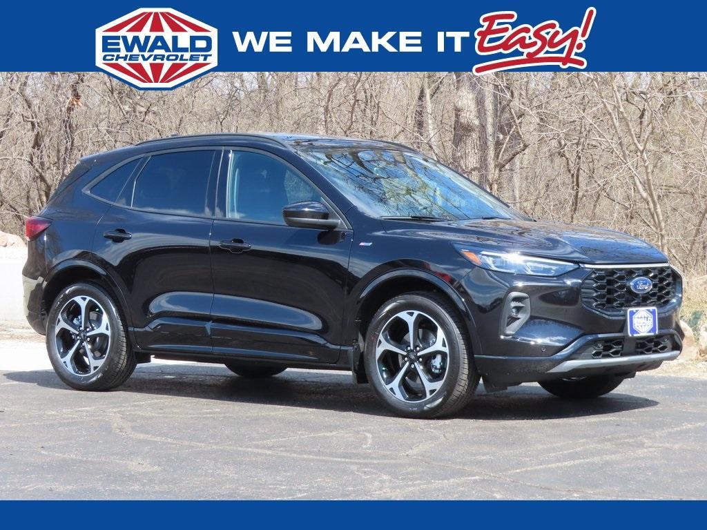 used 2025 Ford Escape car, priced at $37,495
