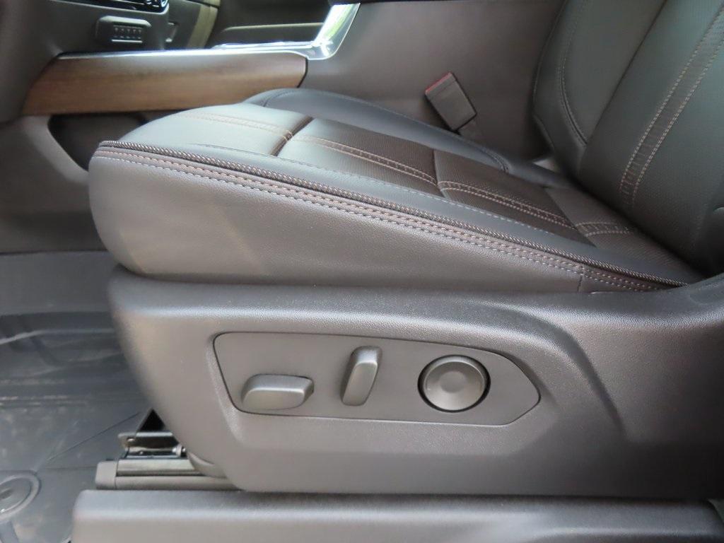 new 2025 Chevrolet Silverado 3500 car, priced at $90,869