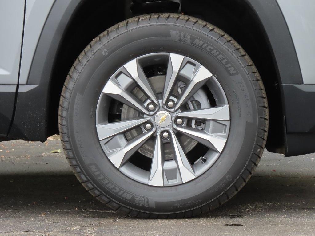 new 2026 Chevrolet Equinox car, priced at $34,388