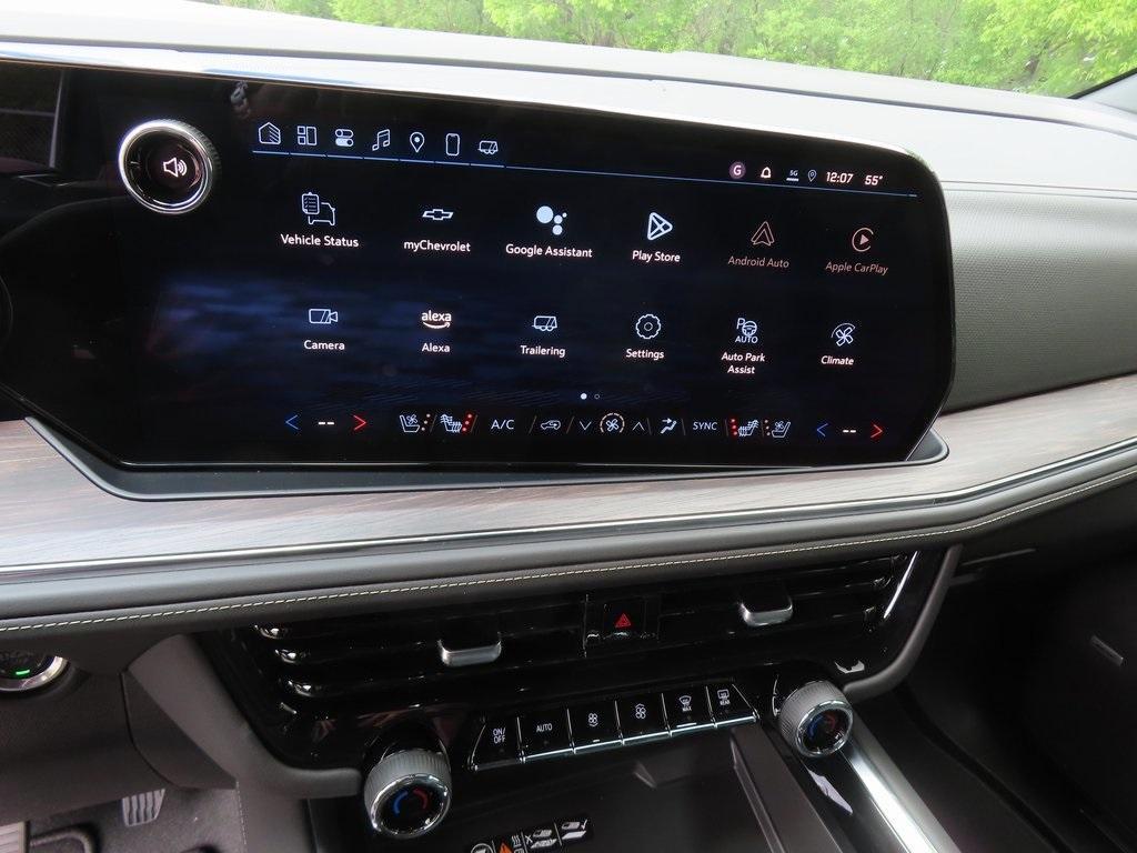 new 2025 Chevrolet Suburban car, priced at $84,556