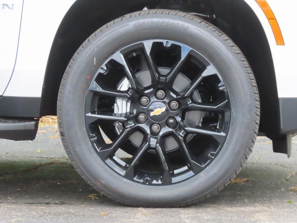 new 2025 Chevrolet Suburban car, priced at $84,556