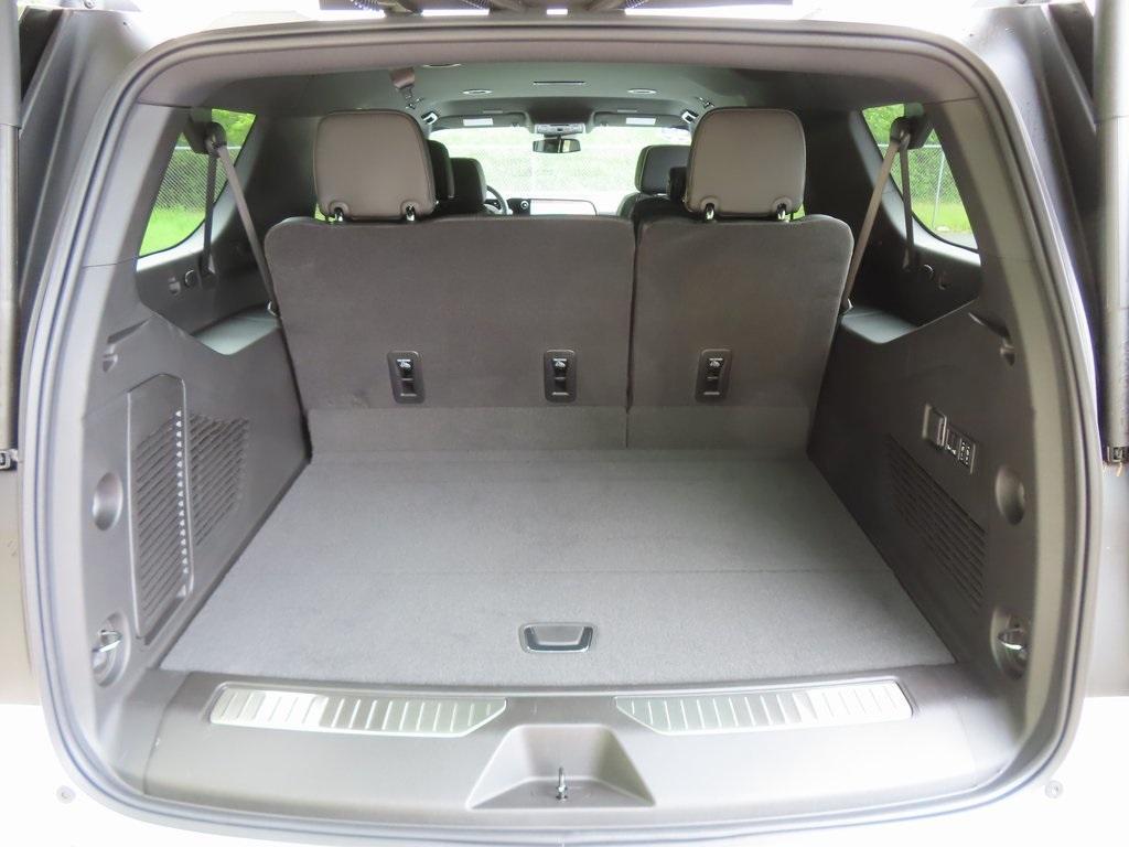 new 2025 Chevrolet Suburban car, priced at $84,556