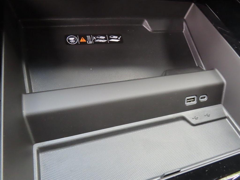 new 2025 Chevrolet Suburban car, priced at $84,556