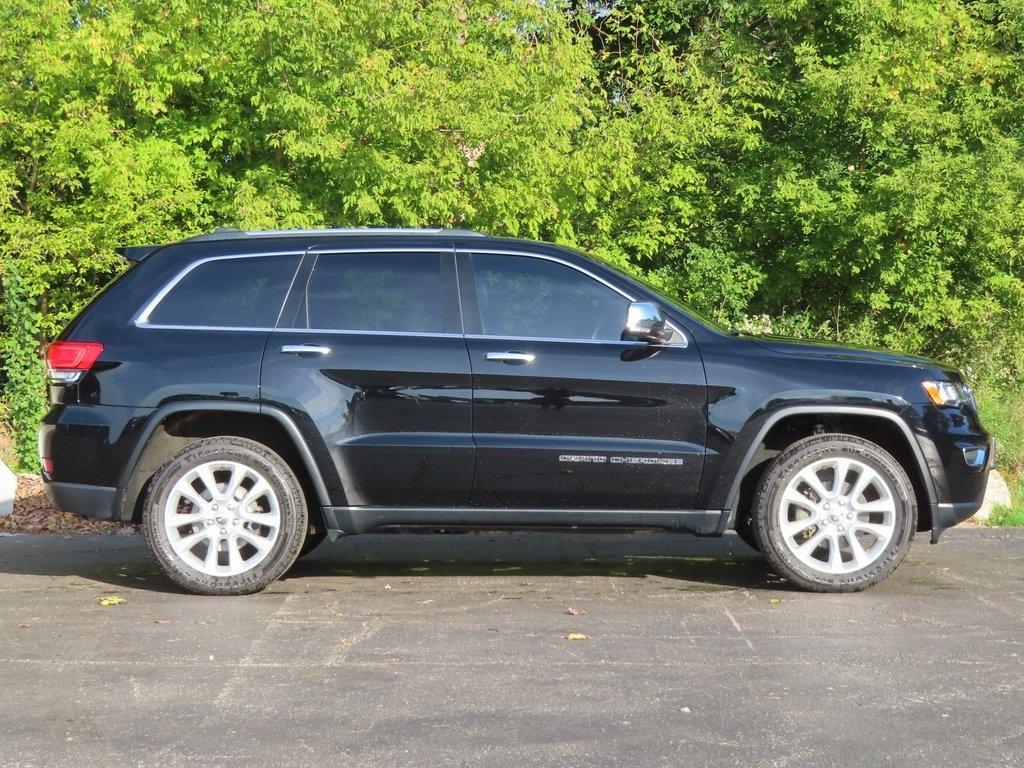 used 2017 Jeep Grand Cherokee car, priced at $14,495