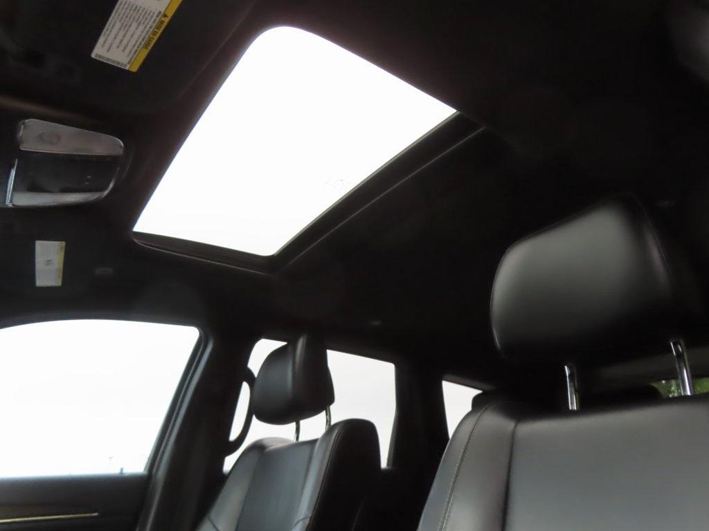 used 2017 Jeep Grand Cherokee car, priced at $14,304