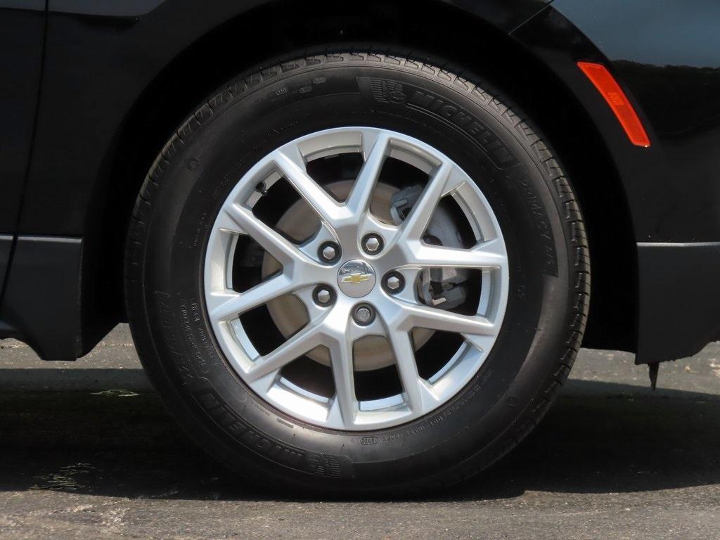 used 2022 Chevrolet Equinox car, priced at $23,422
