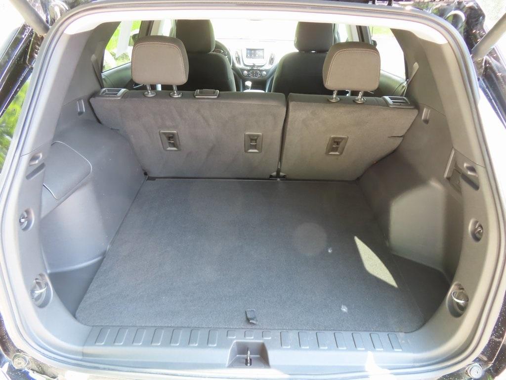 used 2022 Chevrolet Equinox car, priced at $23,422