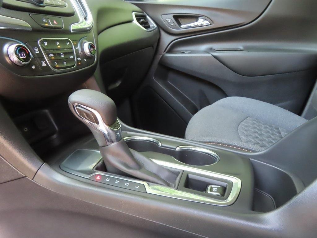 used 2022 Chevrolet Equinox car, priced at $23,422