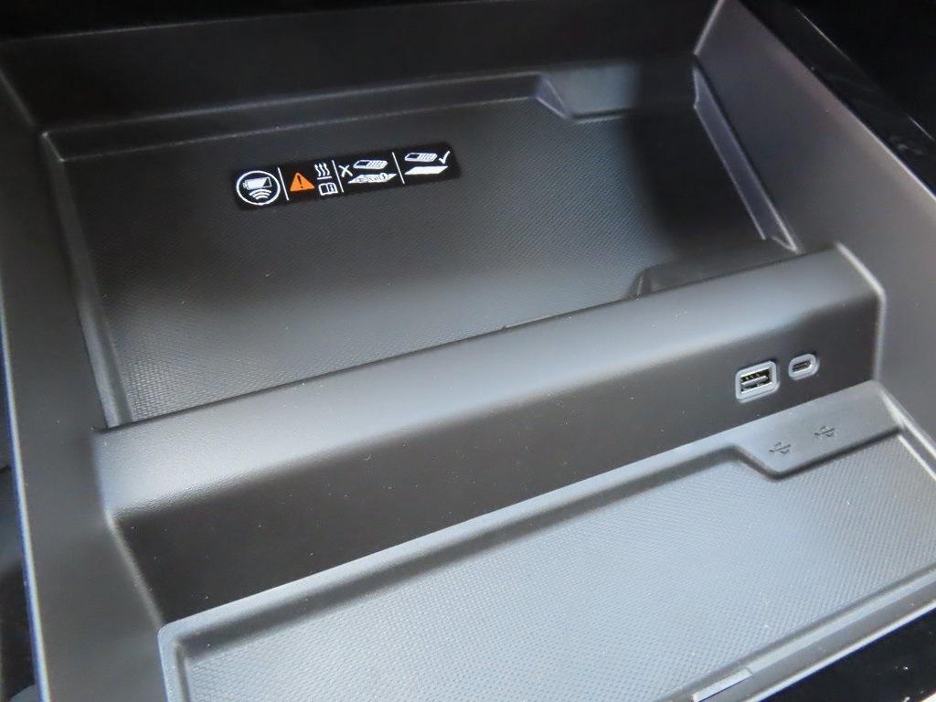 new 2025 Chevrolet Suburban car, priced at $82,784