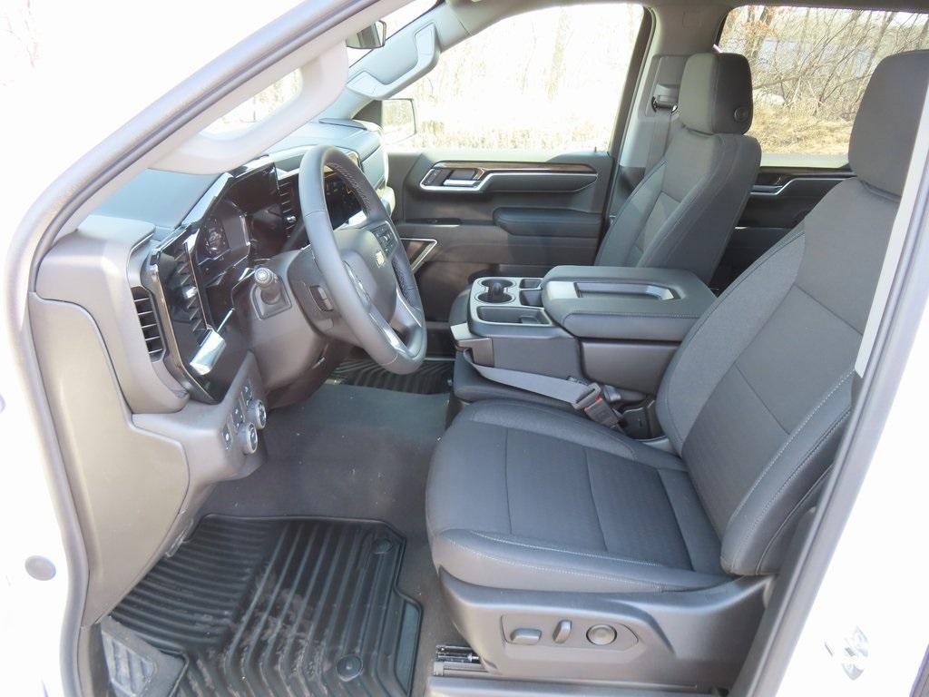 new 2025 Chevrolet Silverado 1500 car, priced at $48,257