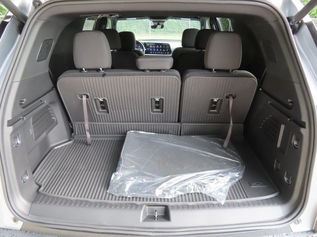 new 2026 Chevrolet Traverse car, priced at $46,345
