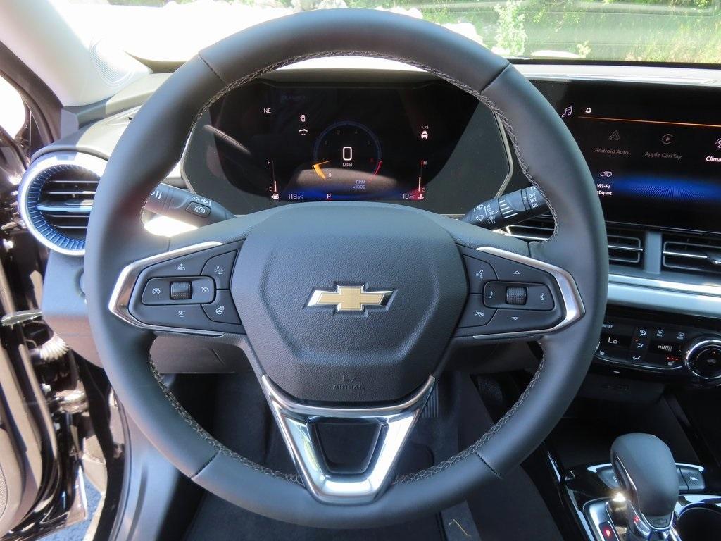new 2025 Chevrolet Trax car, priced at $24,466