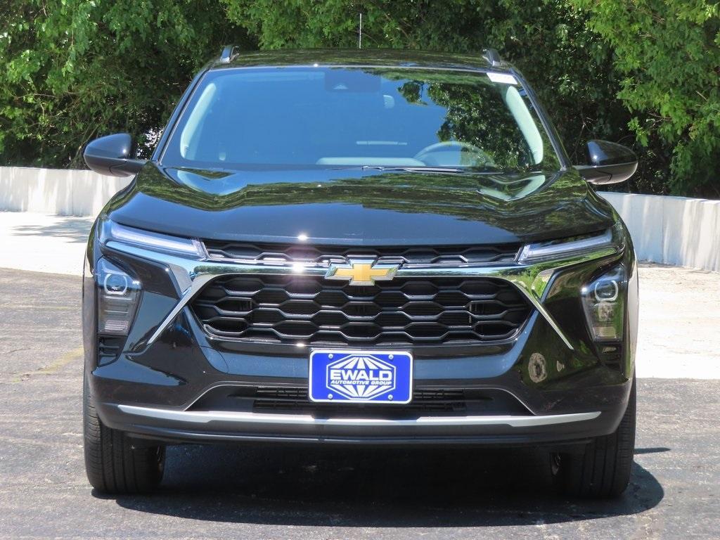 new 2025 Chevrolet Trax car, priced at $24,466