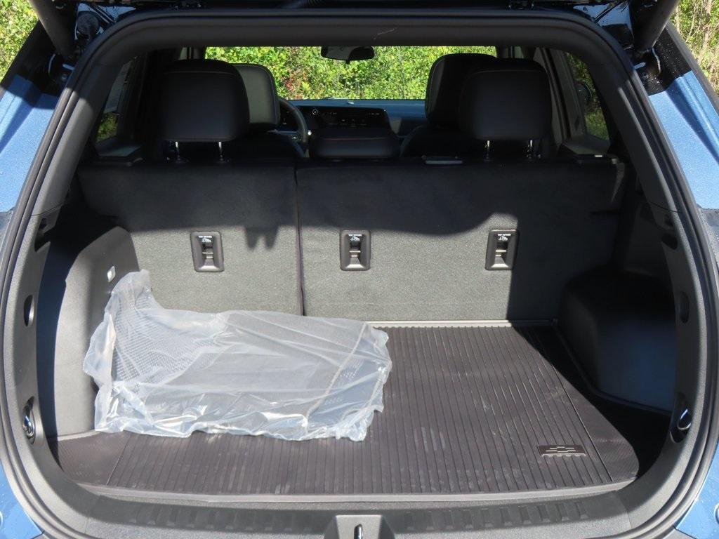 new 2026 Chevrolet Equinox car, priced at $39,367