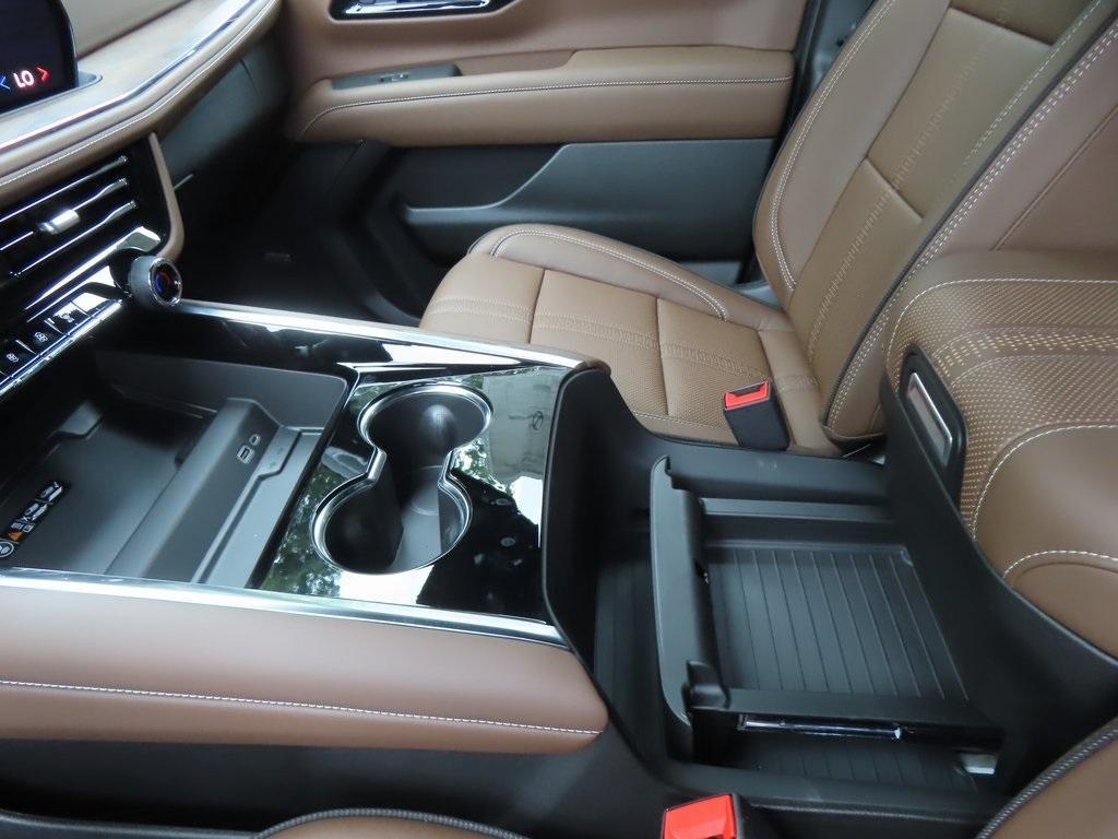 new 2025 Chevrolet Tahoe car, priced at $84,041