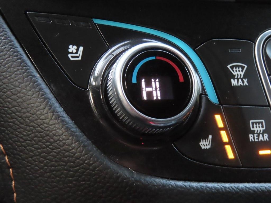 used 2023 Chevrolet Equinox car, priced at $21,910