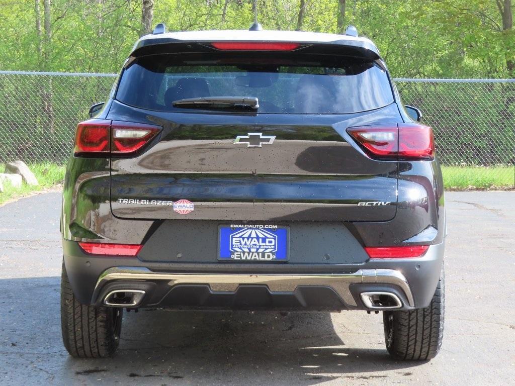 new 2025 Chevrolet TrailBlazer car, priced at $29,995