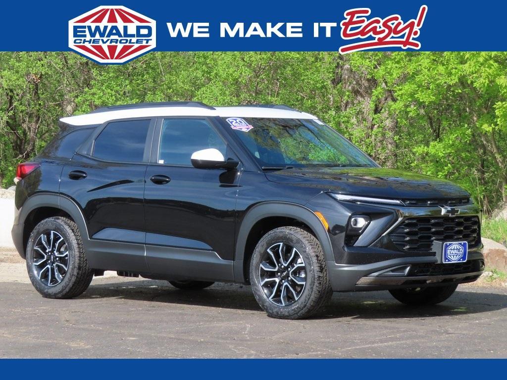 new 2025 Chevrolet TrailBlazer car, priced at $29,995