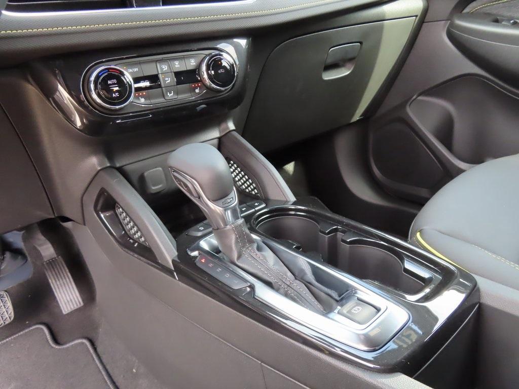 new 2025 Chevrolet TrailBlazer car, priced at $30,476