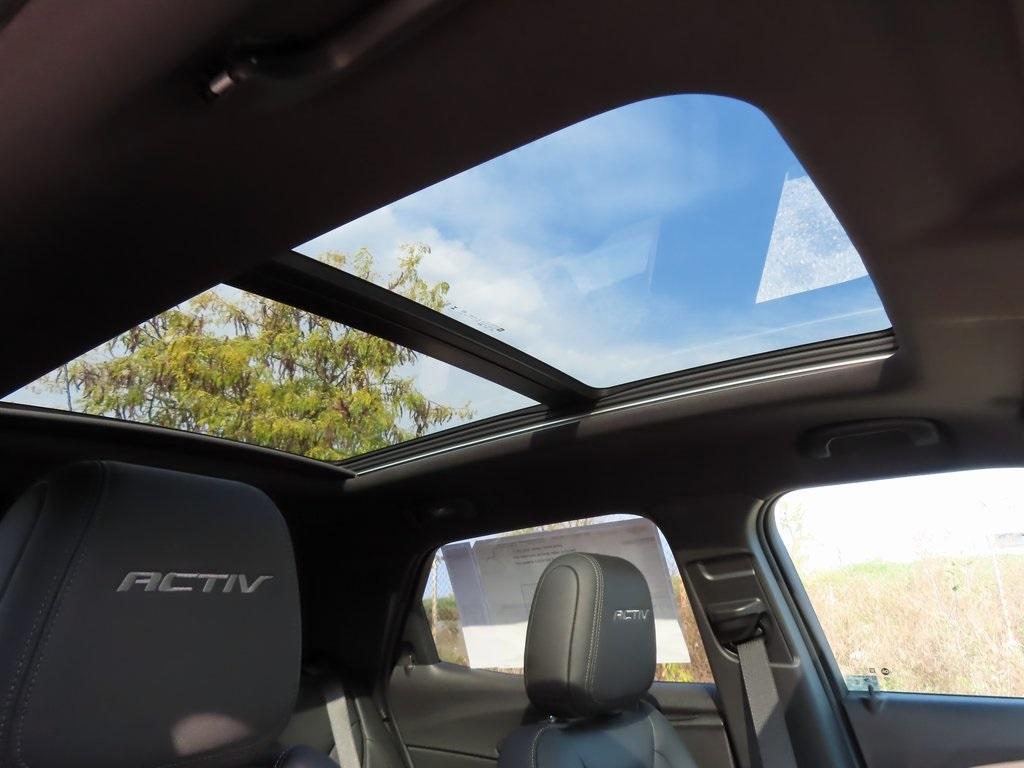 new 2025 Chevrolet TrailBlazer car, priced at $30,476