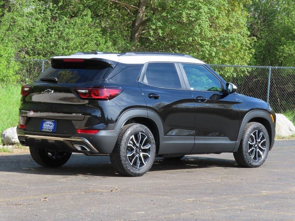 new 2025 Chevrolet TrailBlazer car, priced at $29,995