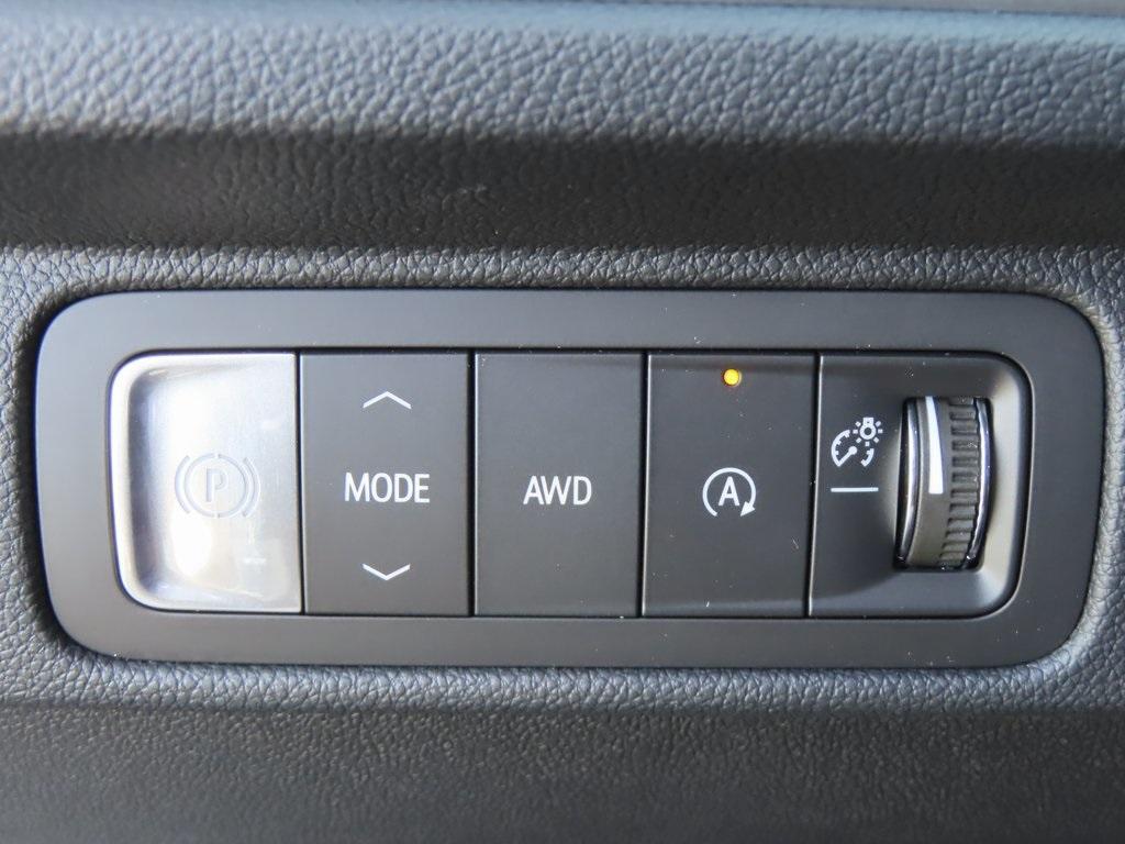 new 2026 Chevrolet Traverse car, priced at $49,382