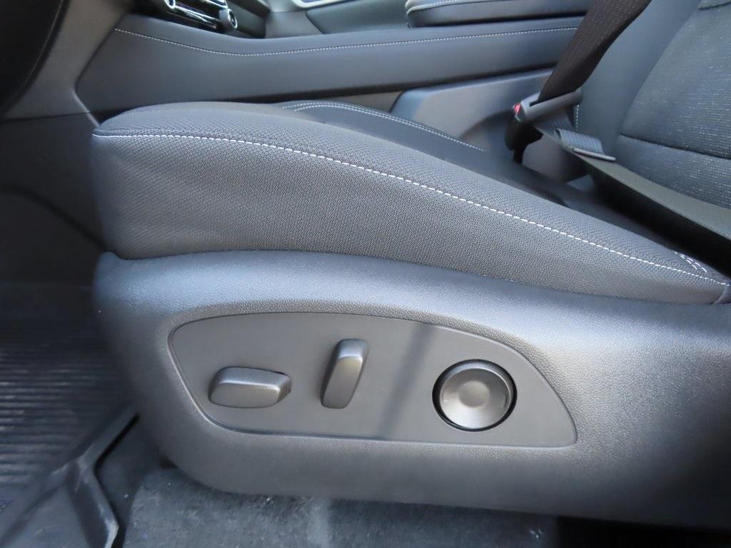 new 2026 Chevrolet Traverse car, priced at $49,382