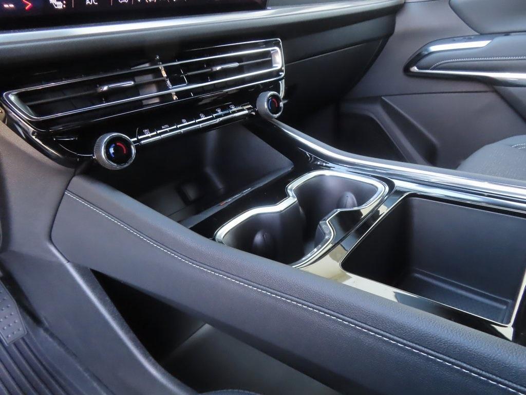 new 2026 Chevrolet Traverse car, priced at $49,382