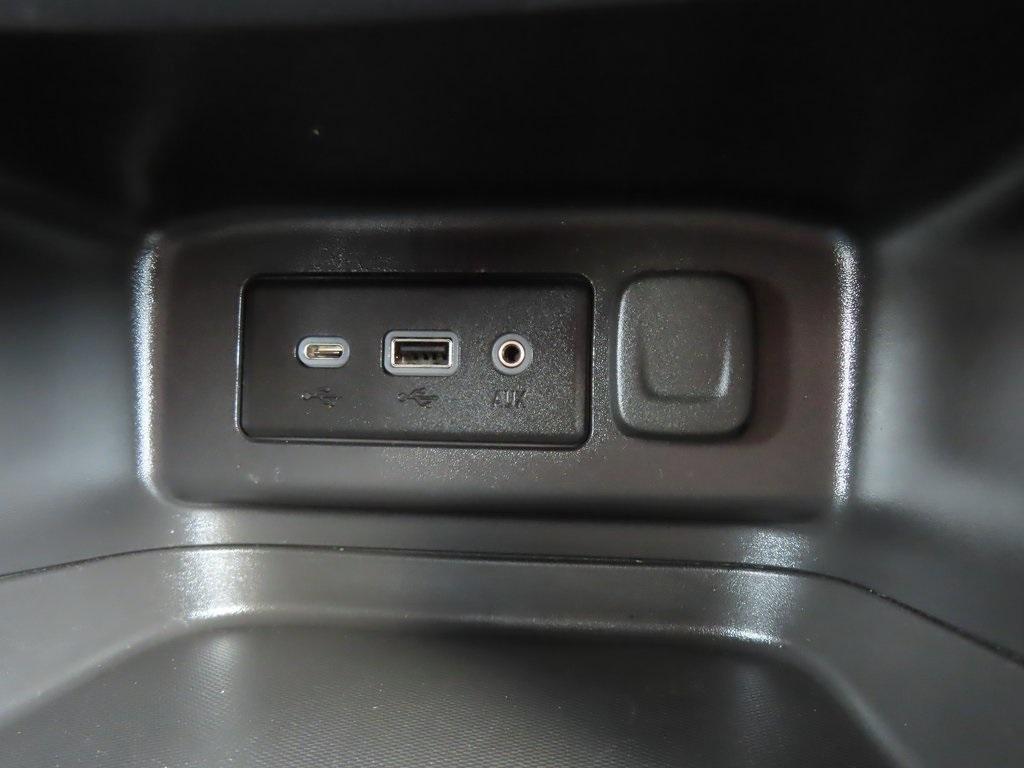 used 2024 Chevrolet Equinox car, priced at $23,200